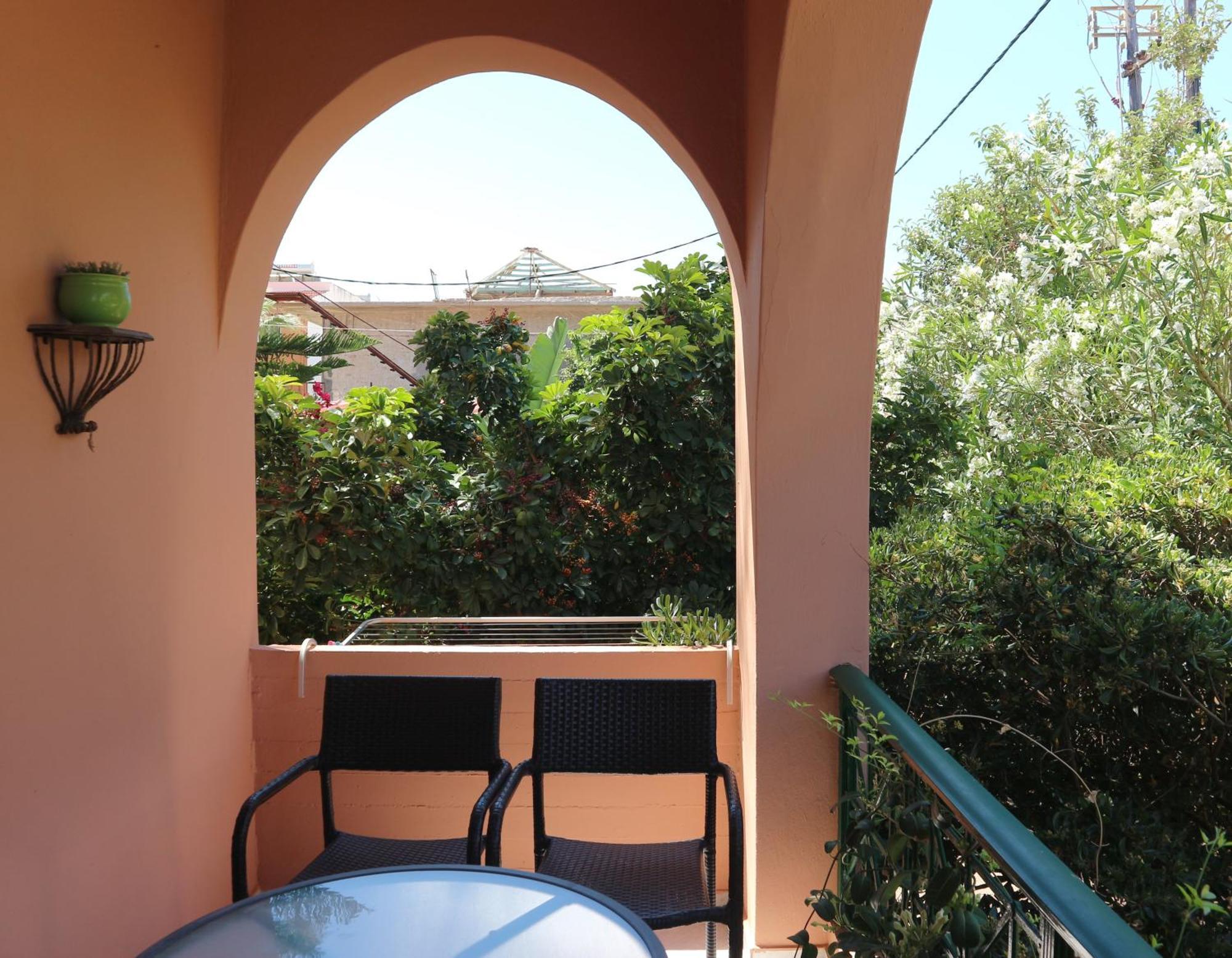Villa Eleni Seaside Apartments Platanias  Ruang foto