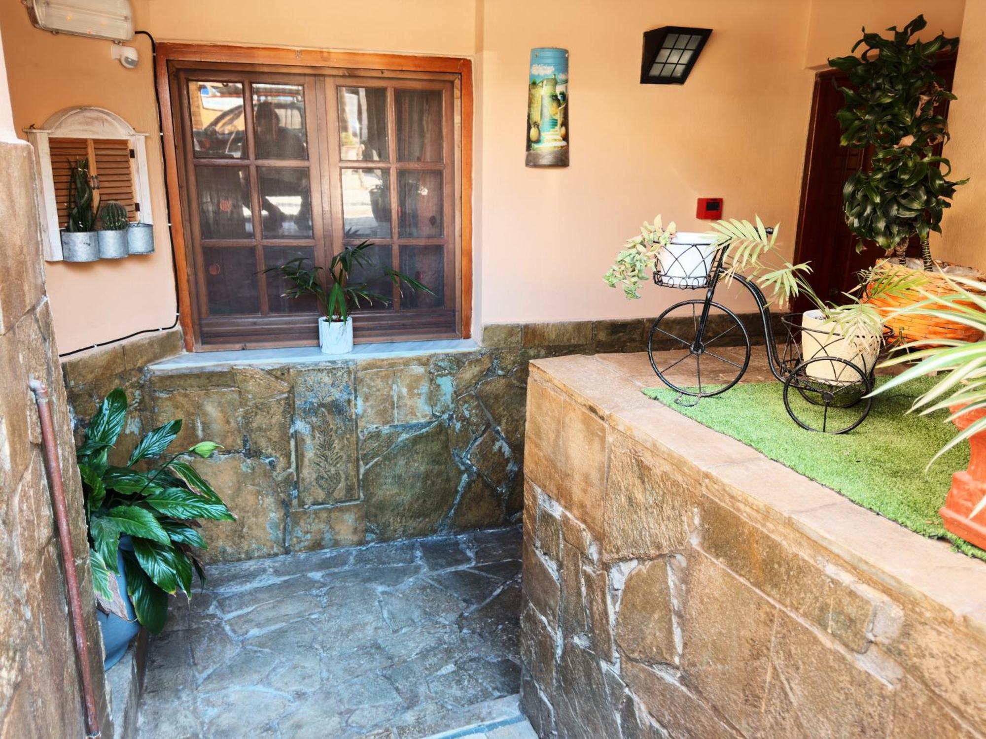 Villa Eleni Seaside Apartments Platanias  Bagian luar foto