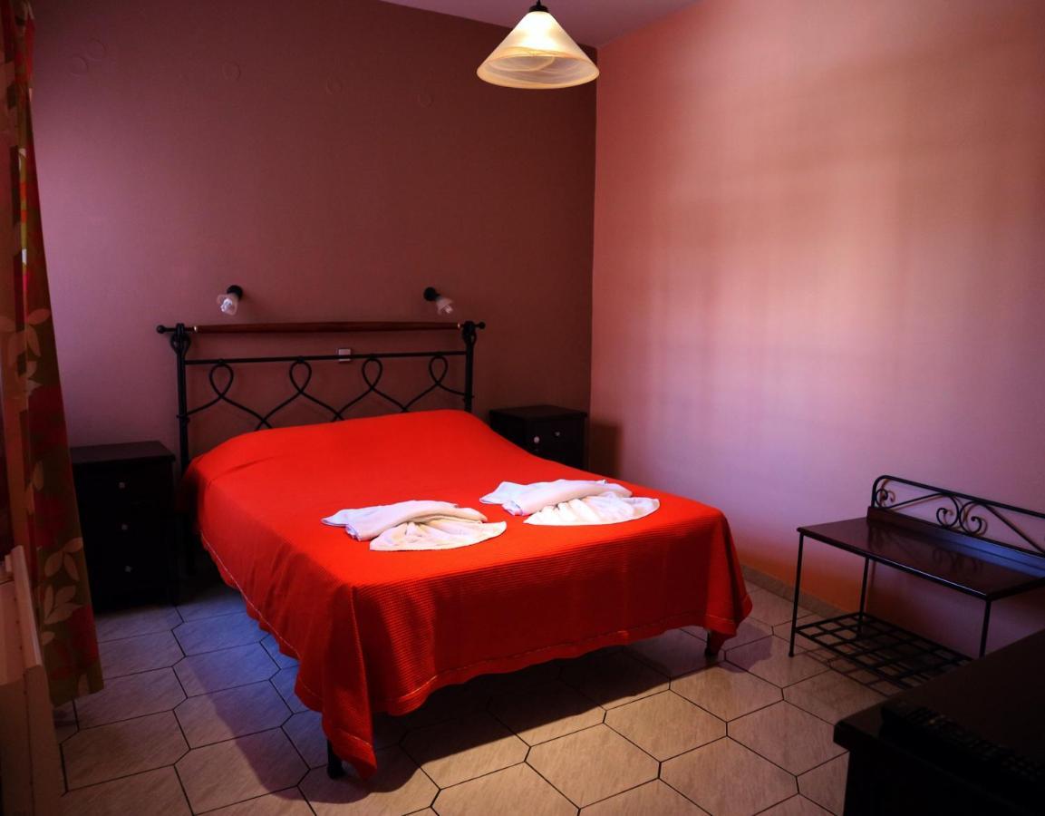 Villa Eleni Seaside Apartments Platanias  Bagian luar foto