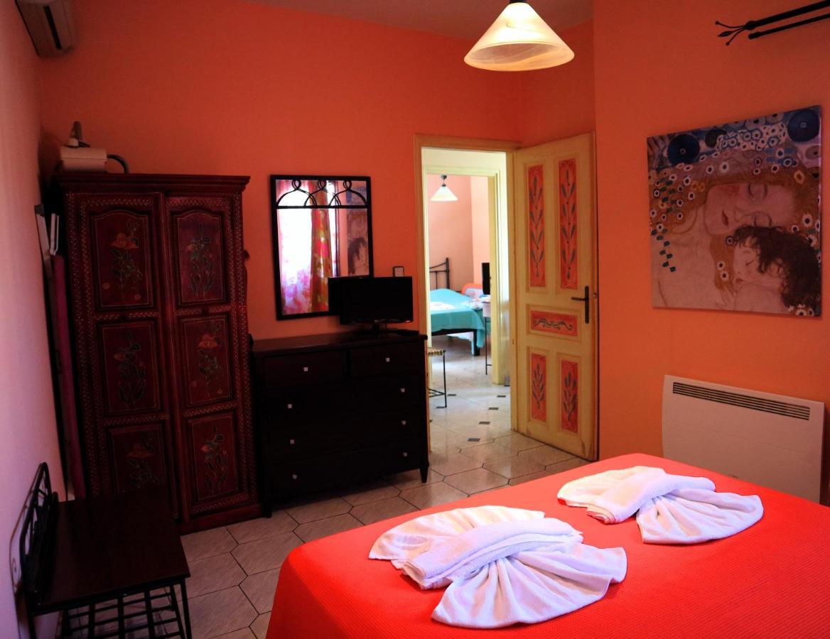 Villa Eleni Seaside Apartments Platanias  Bagian luar foto