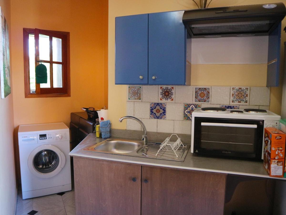 Villa Eleni Seaside Apartments Platanias  Bagian luar foto